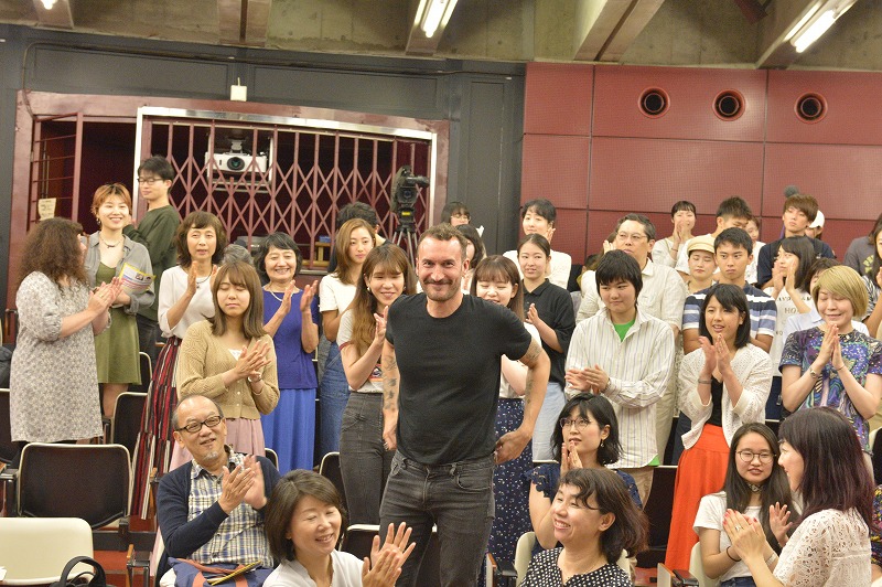 スクールズ・アウト マスタークラス