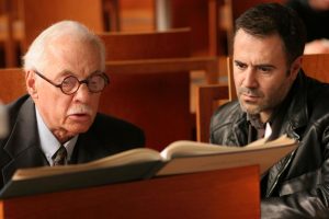 逃げろ！いつか戻れ